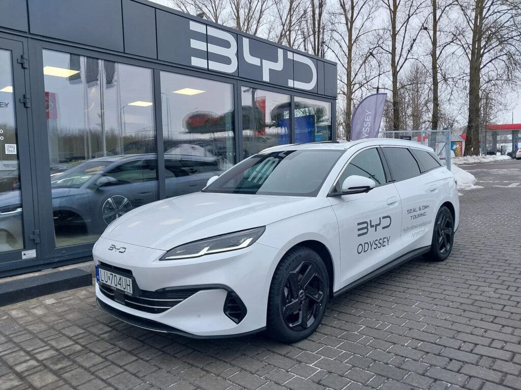 BYD Seal 6 DM-i Touring Comfort Lite